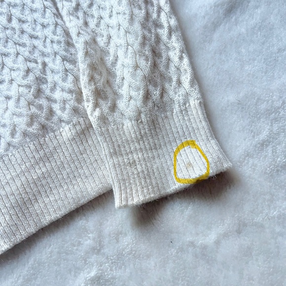 Kirkland Signature Cream Cashmere Turtleneck Sweater - Picture 2 of 4